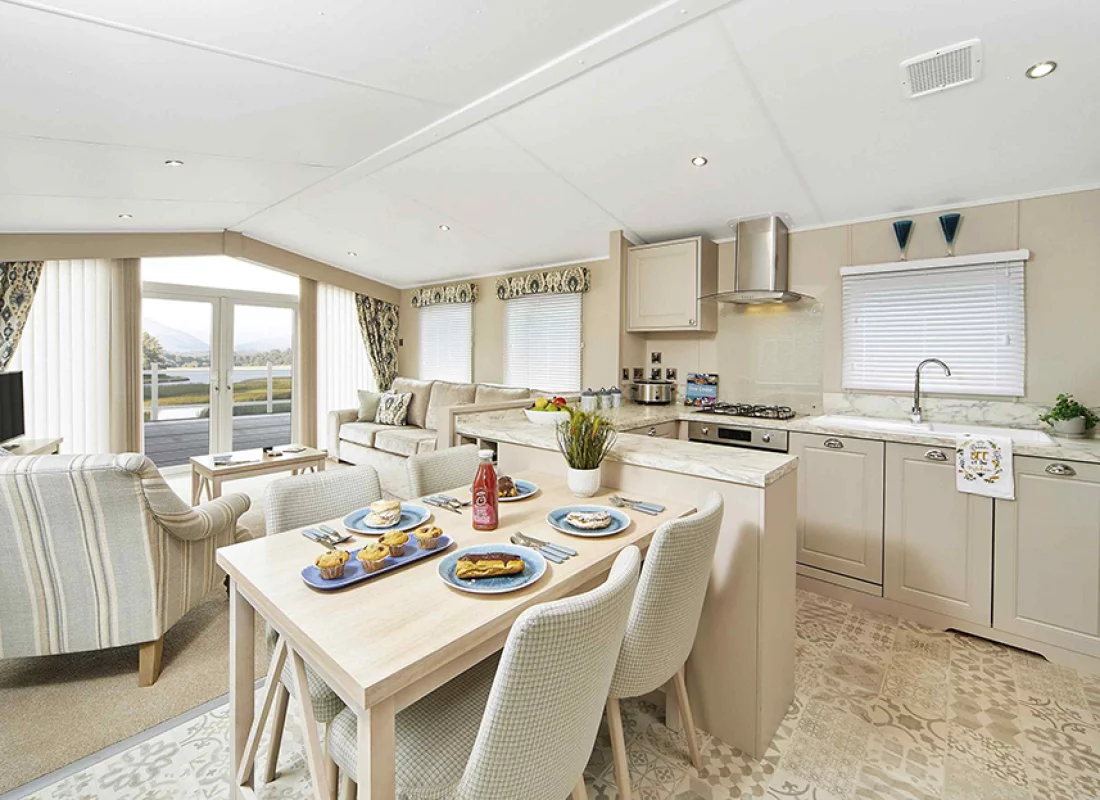 kitchen-to-lounge